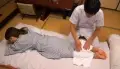 017EQ-216 熟年マッサージ師に際どいところを集中刺激される美熟女 イク寸前お預け放置したら恥じらいながらも求めてくるご無沙汰ぶり盗撮 2 sample_8